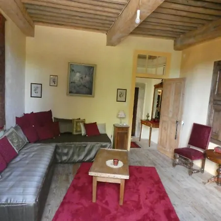 Château Beyrin Couette-café 4*