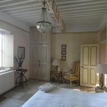Château Beyrin Couette-café 4*