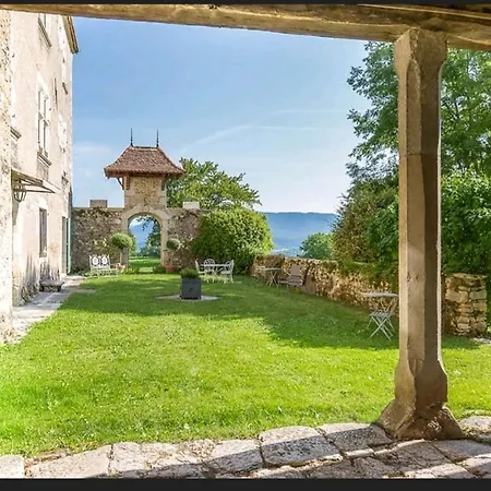 Château Beyrin Couette-café 4*